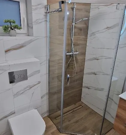 Nad Jeziorem U Izy Z Balia Ogrodowa Holiday home *