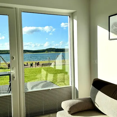 Nad Jeziorem U Izy Z Balia Ogrodowa Holiday home *