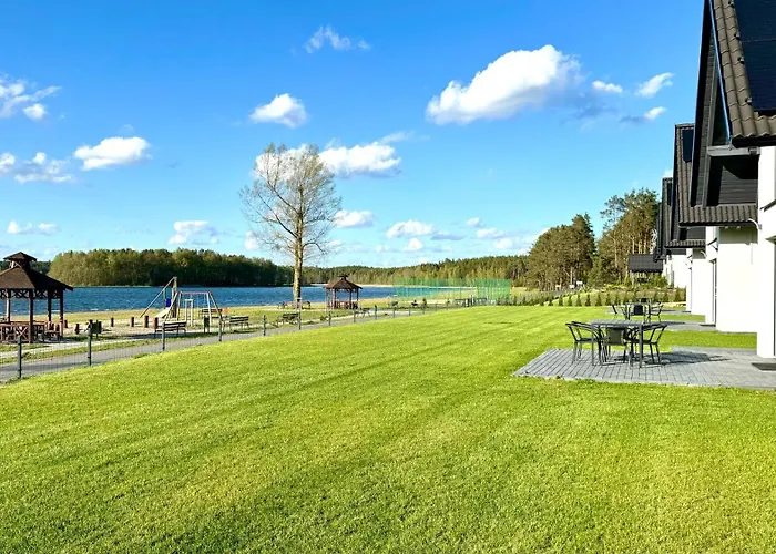 Nad Jeziorem U Izy Z Balia Ogrodowa בית נופש *